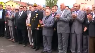 Z.ereğli ) Kömürü Bulan Uzun Mehmet Anıldı Zonguldak'ın Ereğli İlçesi'nde, Taş Kömürünü Bulan Uzun...