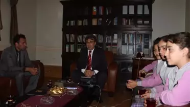 Eğitimcilerden Cingil'e Teşekkür Etti