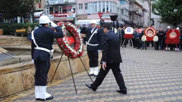 Büyük Önder Atatürk'ü Anıyoruz