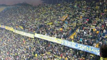 Fenerbahçe'de Ligde '12. Adam' ile Buluşuyor