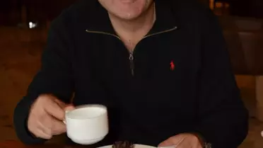 Sunay Akın: 'Can Boğazdan Gelir ve Gider'