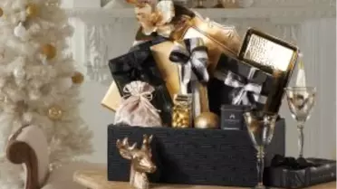 Yıldızların Işıltısı Divan Pastanelerinde