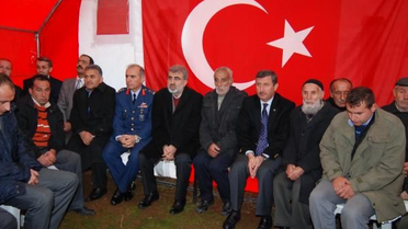 Kayseri Bakan Taner Yıldız Şehit Ailelerini Ziyaret Etti