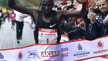 Maratonu Kenyalılar Kazandı