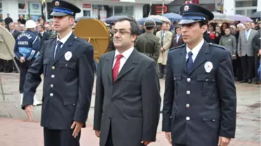 Ata; Hüzünle, Gururla Ve Özlemle Anıldı