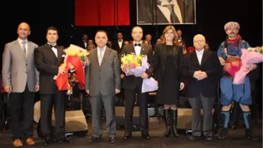 Beş'ten Sonra Sanat Ata'nın Şarkıları ile Sezon Açtı