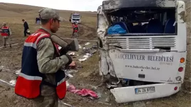 Cenaze Taşıyan Otobüs Uçuruma Yuvarlandı; 4 Ölü, 27 Yaralı (2)