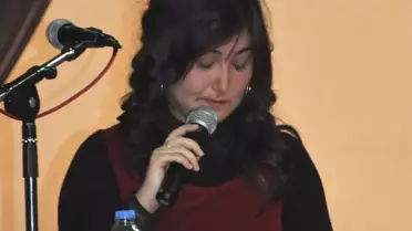 Yeni Atanan Öğretmen Gözyaşlarını Tutamadı