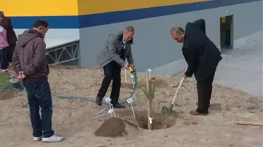 Her İşçinin Bir Fidanı Oldu