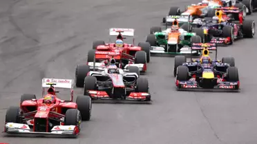 Sezonun Son Yarışını Mclaren-Mercedes Pilotu Jenson Buton Kazandı