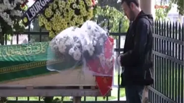 Tekirdağ Yatağında Ölü Bulunan Genç Hemşire Toprağa Verildi