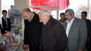 Bayburt'ta 'İhtiyaçlı Öğrenciler Yararına' Kermes Açıldı