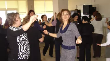 Kadınlar Sevgiyi Paylaşma Çayı'nda Buluştu