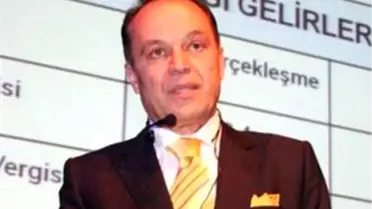 Kanalizasyonda Amelelikten 'Kanunları Yazan Adam'a...