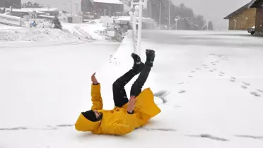 Kartalkaya'da Kar Kalınlığı 15 Santimetreye Ulaştı