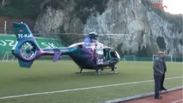 Zonguldak Ambulans Sahaya Girmedi, Helikopter Sahanın Kenarına İndi