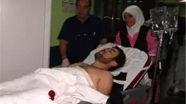 Kavga Ettikleri Genci Bıçaklayıp, Kardeşinin Aracını Yaktılar