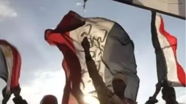 Mursi'nin Anayasal Düzenlemelerine Tepkiler