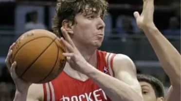 Houston Rockets: 107, Los Angeles Lakers: 105