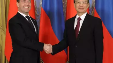 Başbakan Medvedev, Jiabao ile Görüştü