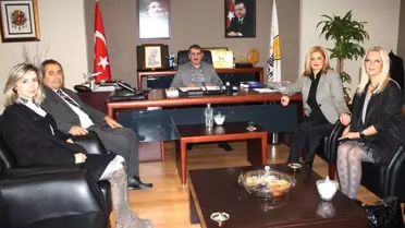 Uğur Akademik Lisesi Yöneticileri AK Parti'yi Ziyaret Etti
