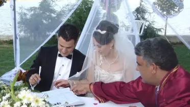 15 Dakikada Bir '12.12.2012' Nikahı