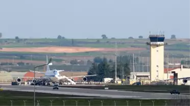 ABD Savunma Bakanı Panetta, İncirlik Üssü'ne Geldi (2)