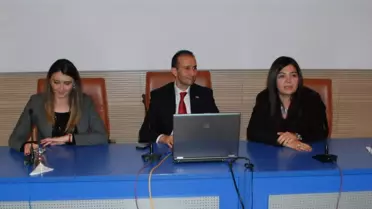 Uşak Üniversitesi'nde 'Ab Yolunda Genç İletişimciler' Bilgilendirme Toplantısı Yapıldı