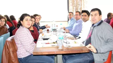 Dişçiler Yemekte Buluştu