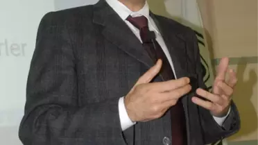 Fethiye'deki Ak Partililere Ekonomi ve Liderlik Eğitimi