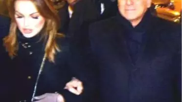 Berlusconi Fena Yakalandı