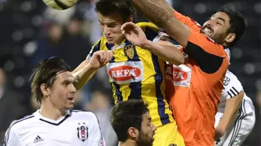 Sinan Kurumuş Beşiktaş Yolunda