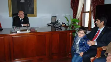 Gazzeli Abdullah'tan Vali Özçimen'e Ziyaret