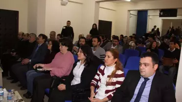 Neü'de 'Mehmet Akif Ersoy' Konulu Konferans