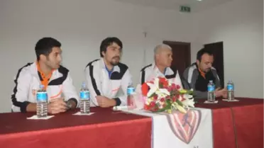 Öğrenciler Spor Panelinde Buluştu