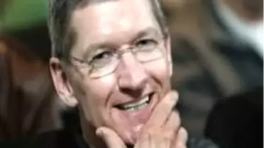 Tim Cook 'fakir' kaldı!