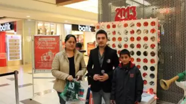Yeni Yıl Alışverişi Sizden Hediyeniz Demirpark AVM'den