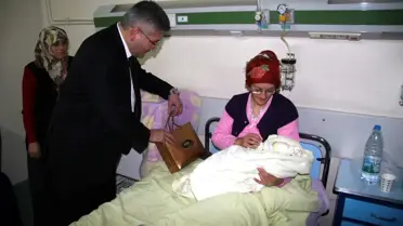 Sivas'ta 2013'ün İlk Bebeği, 'Metin Yağız' Oldu