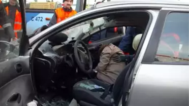 İstanbul'da Trafik Kazası: 1 Ölü, 2 Yaralı