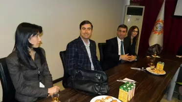 Başkan Aysan Hakimlere Nikah Kıydı