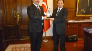 KONSİAD Gümrük Müsteşarı'nı Makamında Ziyaret Etti