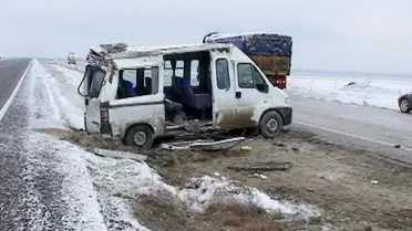 Konya'da Öğrenci Servisi Devrildi: 13 Yaralı