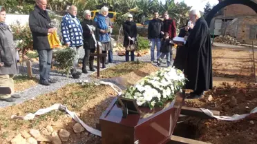 Kansere Yenilen Alman Alanya'da Toprağa Verildi