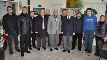 Kent Konseyi'ne Eğridereliler'den Bir Kamyon Dolusu Mavi Kapak