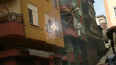 Elektrik Telleri Havai Fişek Gibi Patladı