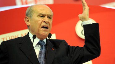 Bahçeli Hükümete Yüklendi