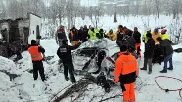 Tır'ın Çarptığı Otomobilde 2 Mühendis Öldü