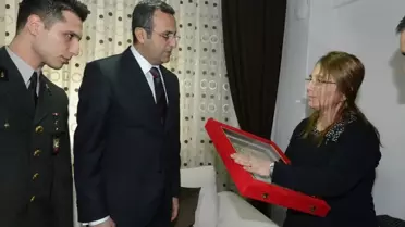 Şehit Astsubay'ın Ailesine Şehadet Belgesi Verildi