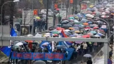 Bosna Sırp Cumhuriyeti'nde Kamu Çalışanları Eylemde
