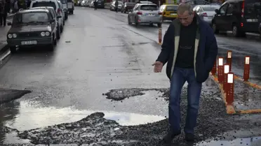 Mustafa Ordu: Asfaltlanan Yollar 11 Günde Niye Bozuldu